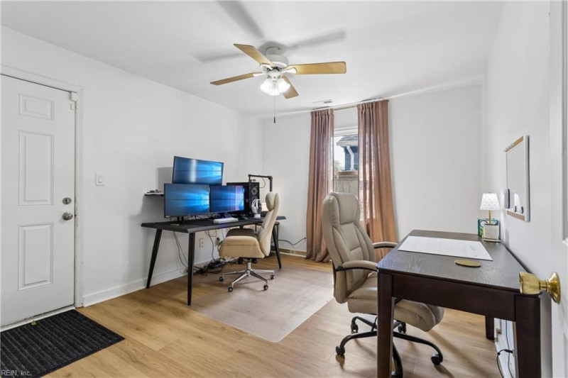 Photo 34 of 50 residential for sale in Virginia Beach virginia