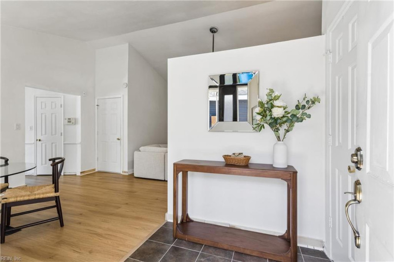Photo 4 of 50 residential for sale in Virginia Beach virginia