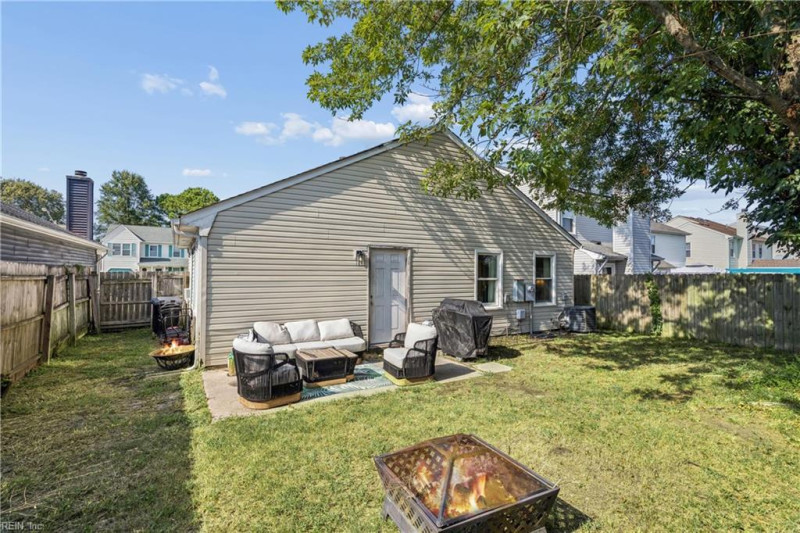 Photo 41 of 50 residential for sale in Virginia Beach virginia