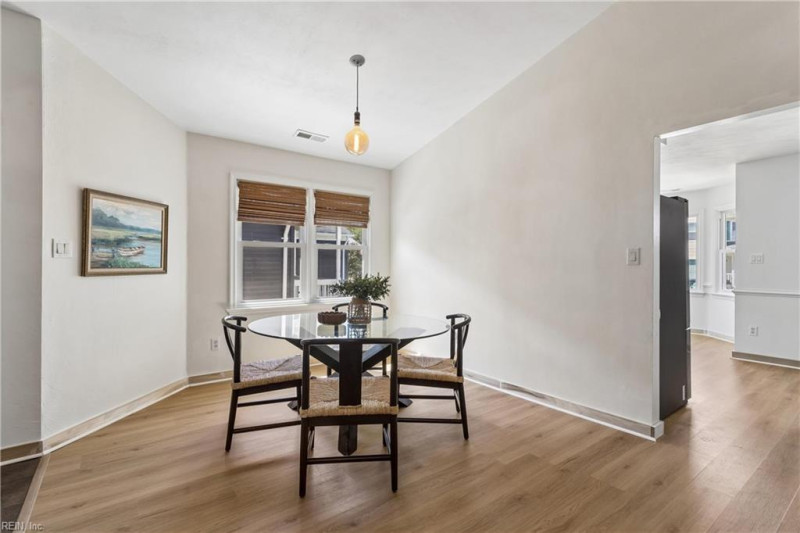 Photo 7 of 50 residential for sale in Virginia Beach virginia