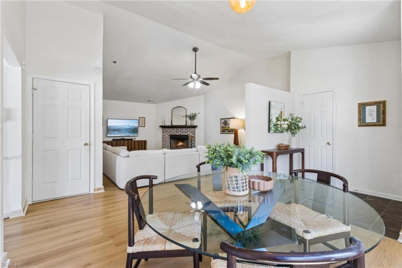 Photo 9 of 50 residential for sale in Virginia Beach virginia