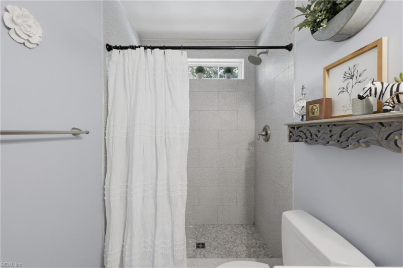 Photo 36 of 47 residential for sale in Virginia Beach virginia