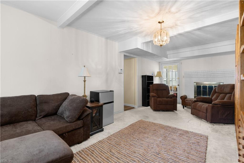 Photo 12 of 35 residential for sale in Virginia Beach virginia