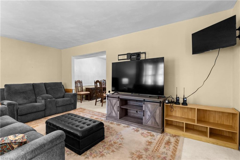 Photo 17 of 35 residential for sale in Virginia Beach virginia