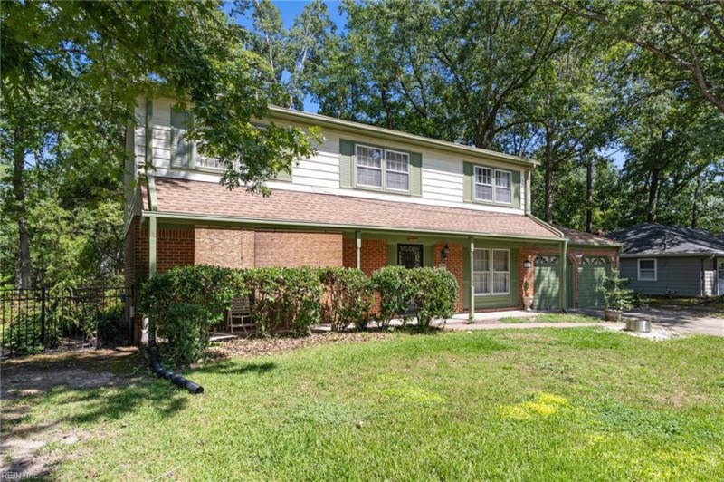 Photo 2 of 35 residential for sale in Virginia Beach virginia