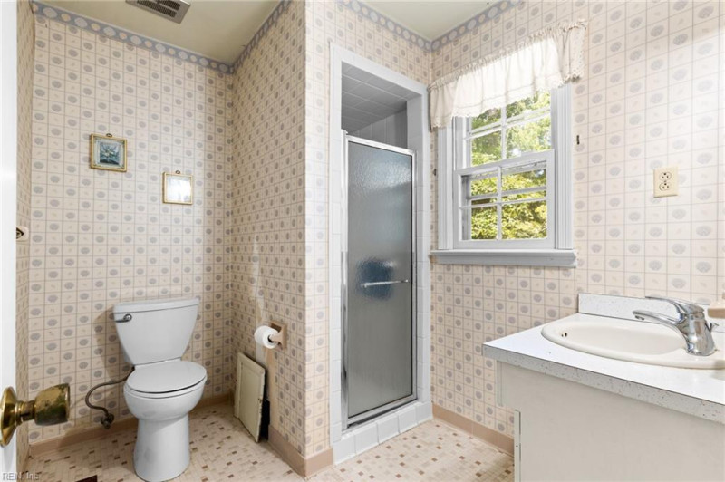 Photo 23 of 35 residential for sale in Virginia Beach virginia