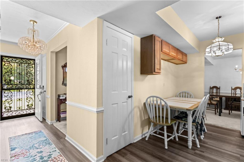 Photo 4 of 35 residential for sale in Virginia Beach virginia