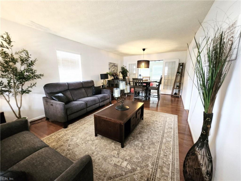 Photo 6 of 36 residential for sale in Newport News virginia Photo 6 of 36 residential for sale in Newport News virginia