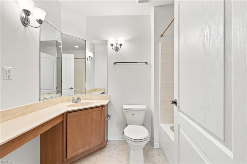 Photo 30 of 33 residential for sale in Chesapeake virginia Photo 30 of 33 residential for sale in Chesapeake virginia