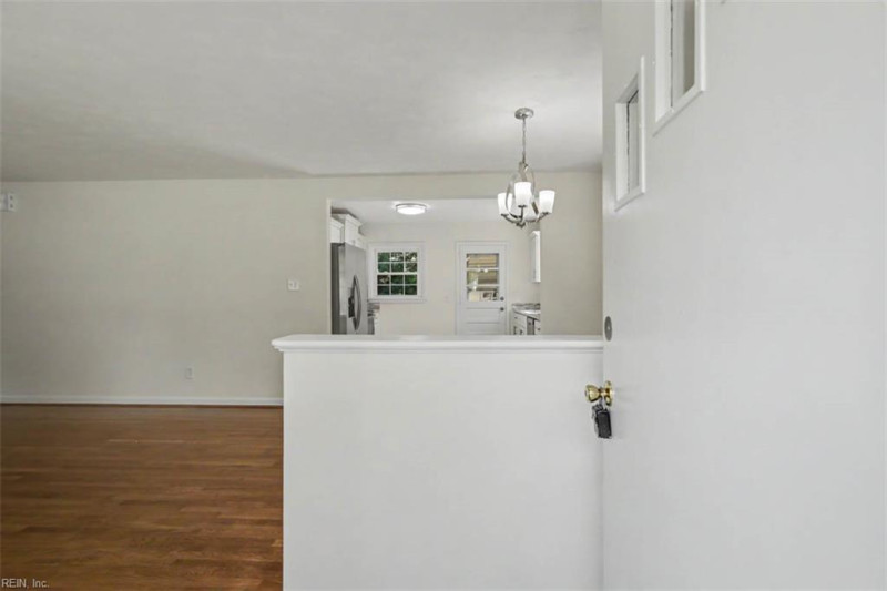 Photo 6 of 34 residential for sale in Newport News virginia Photo 6 of 34 residential for sale in Newport News virginia