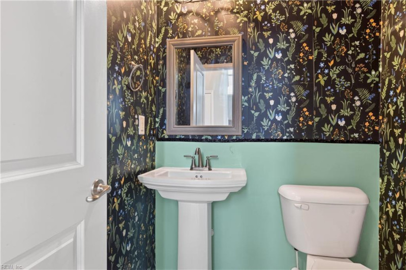 Photo 10 of 46 residential for sale in Southampton County virginia