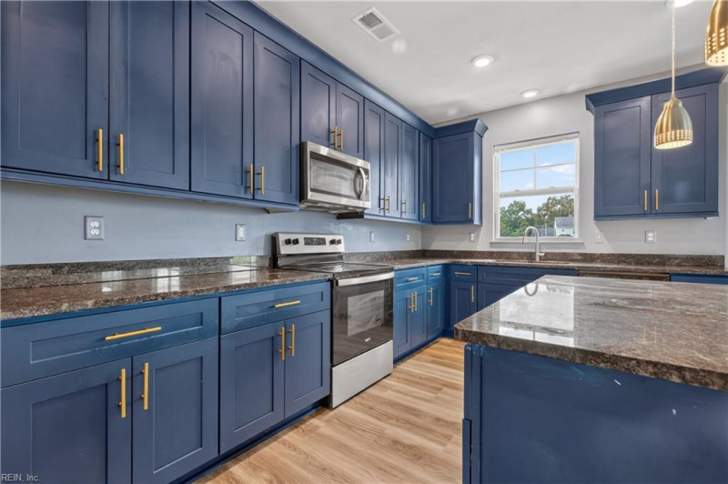 Photo 18 of 46 residential for sale in Southampton County virginia