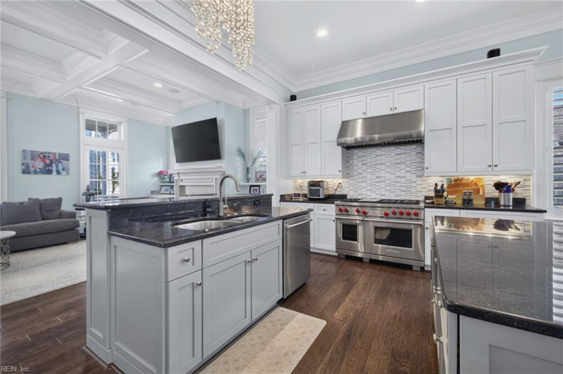 Photo 12 of 50 residential for sale in Norfolk virginia