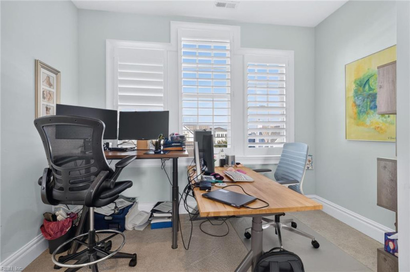Photo 36 of 50 residential for sale in Norfolk virginia