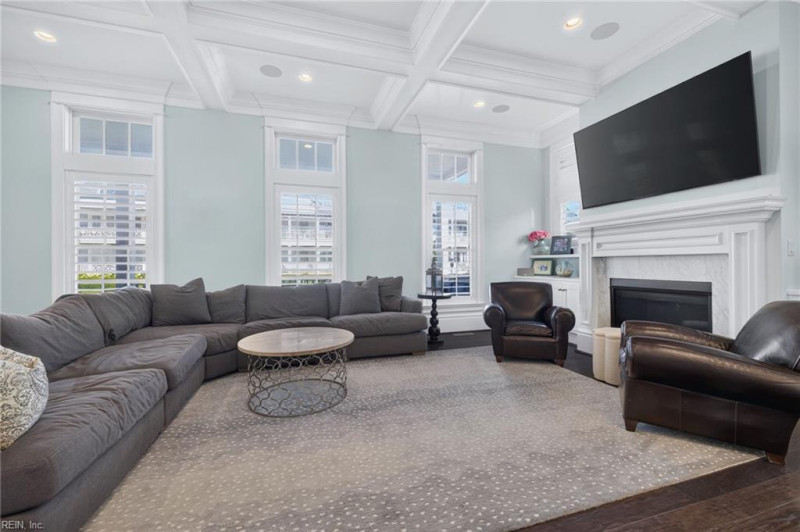 Photo 8 of 50 residential for sale in Norfolk virginia
