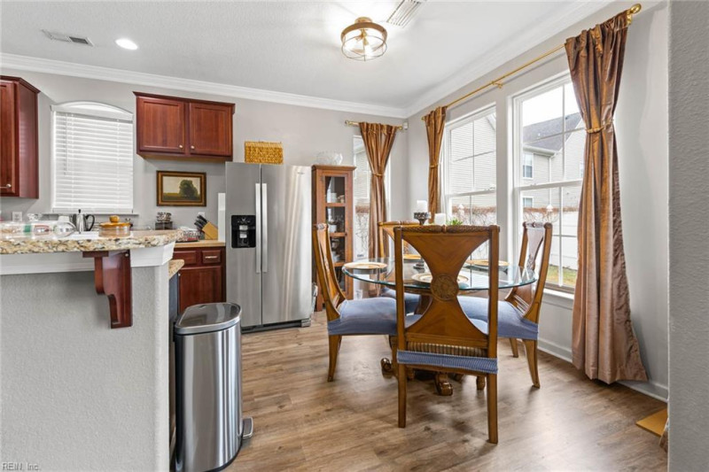 Photo 10 of 44 residential for sale in Virginia Beach virginia