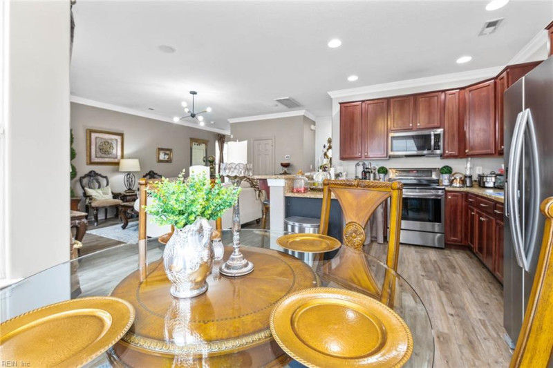 Photo 12 of 44 residential for sale in Virginia Beach virginia