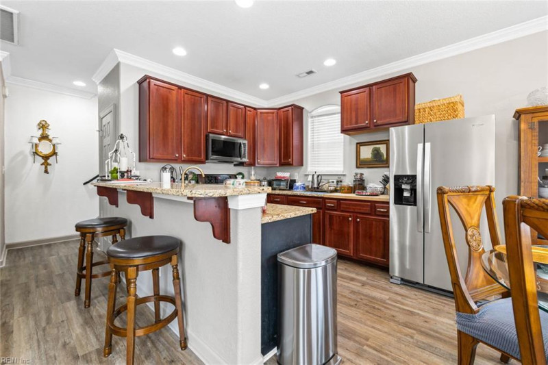 Photo 14 of 44 residential for sale in Virginia Beach virginia