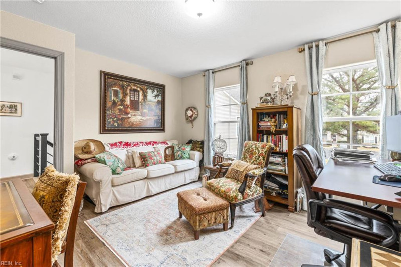 Photo 26 of 44 residential for sale in Virginia Beach virginia