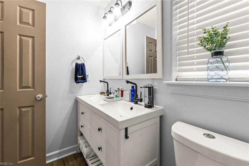 Photo 29 of 44 residential for sale in Virginia Beach virginia