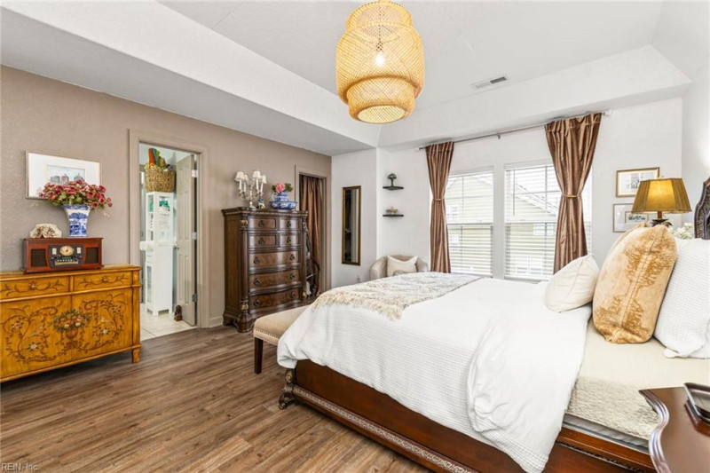 Photo 35 of 44 residential for sale in Virginia Beach virginia