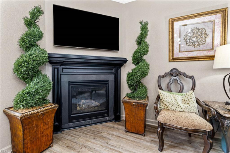 Photo 9 of 44 residential for sale in Virginia Beach virginia