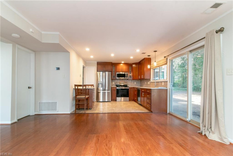 Photo 21 of 49 residential for sale in Virginia Beach virginia