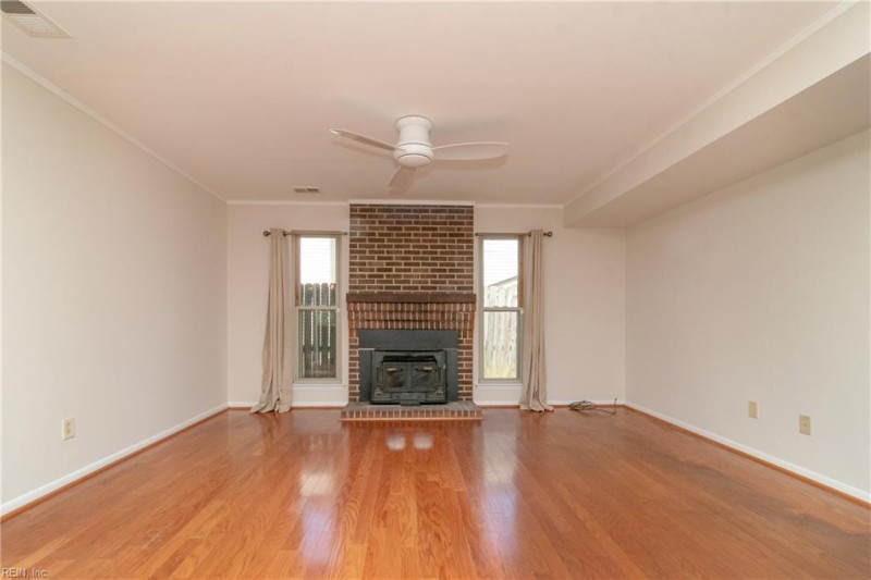 Photo 24 of 49 residential for sale in Virginia Beach virginia