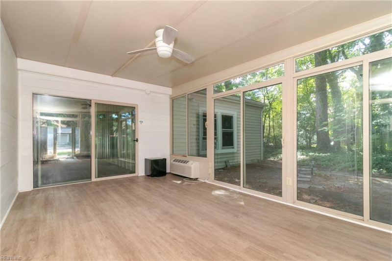 Photo 9 of 49 residential for sale in Virginia Beach virginia