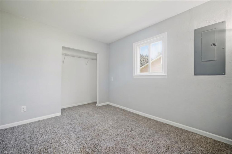 Photo 19 of 43 residential for sale in Virginia Beach virginia