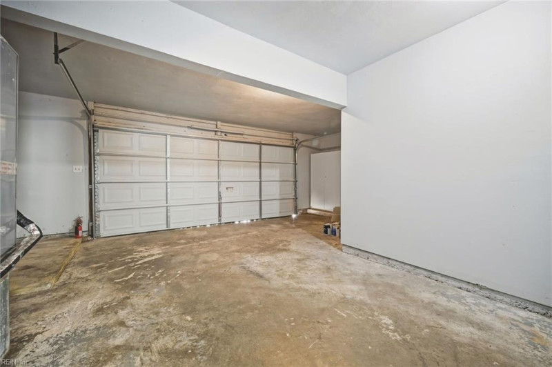 Photo 35 of 43 residential for sale in Virginia Beach virginia