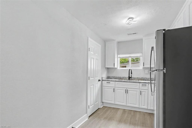 Photo 26 of 36 residential for sale in Norfolk virginia