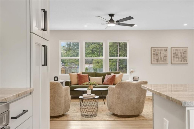 Photo 14 of 50 residential for sale in Virginia Beach virginia