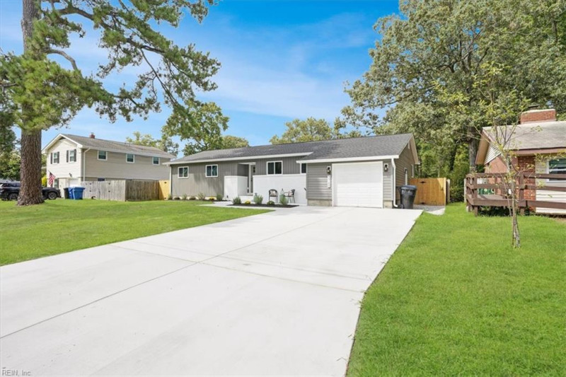 Photo 3 of 50 residential for sale in Virginia Beach virginia