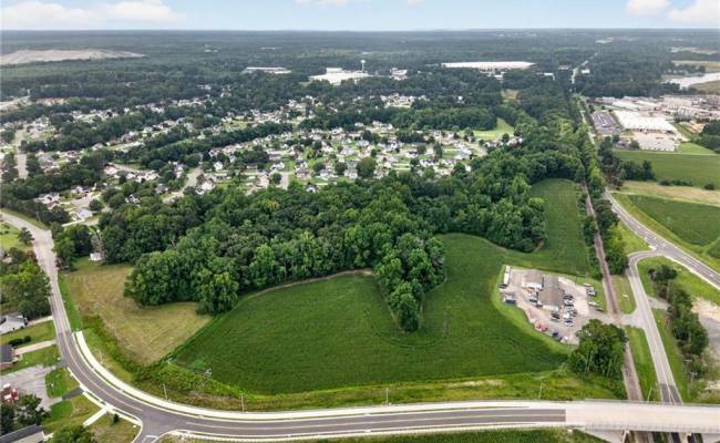 2411 Nansemond Parkway, Suffolk, VA 23434