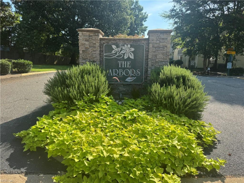 Photo 4 of 9 residential for sale in Newport News virginia Photo 4 of 9 residential for sale in Newport News virginia