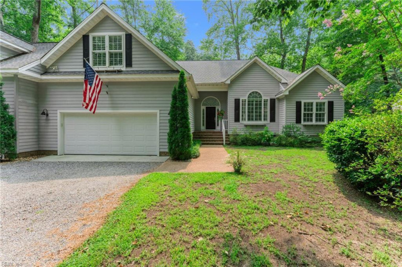 Photo 3 of 50 residential for sale in Middlesex County virginia