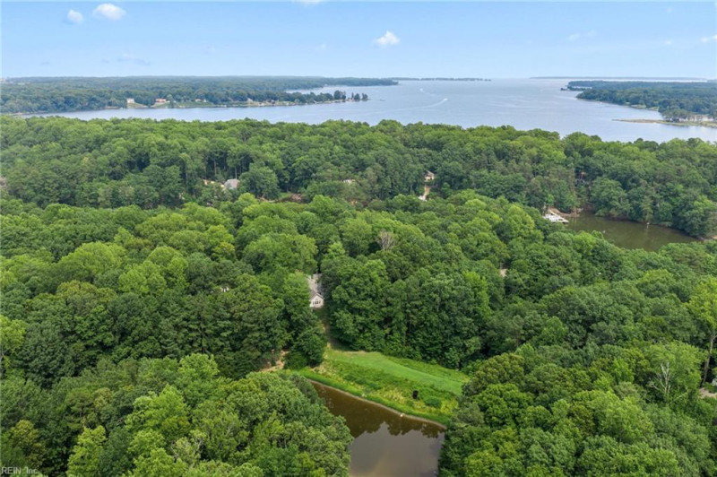Photo 33 of 50 residential for sale in Middlesex County virginia