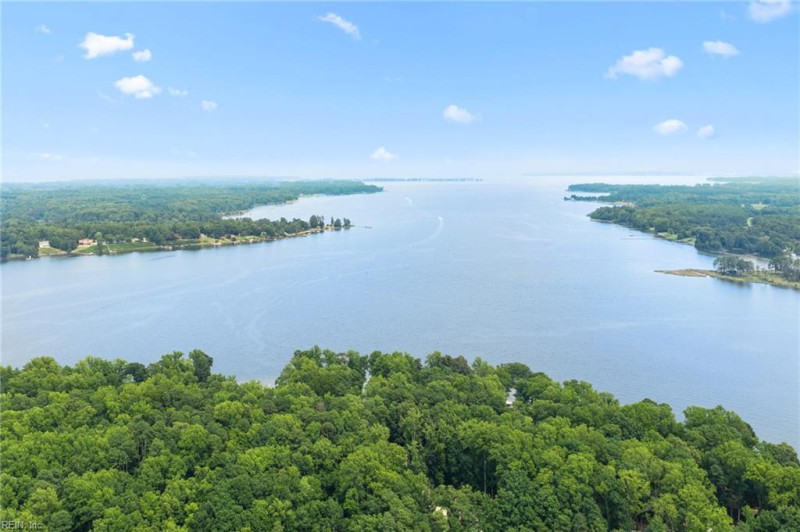 Photo 34 of 50 residential for sale in Middlesex County virginia