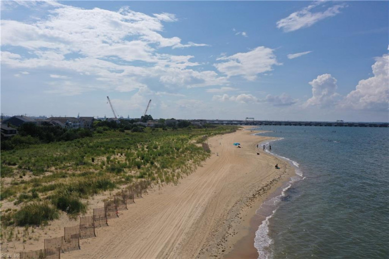 Photo 31 of 32 residential for sale in Norfolk virginia