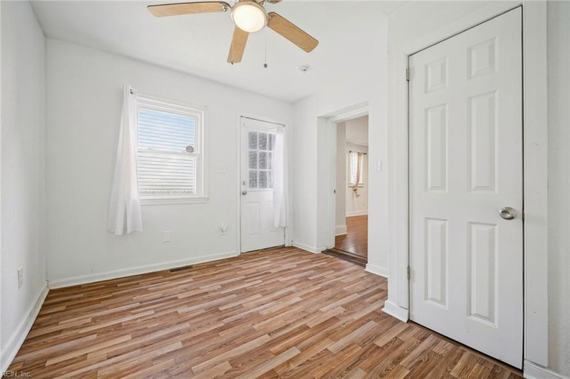 Photo 17 of 48 residential for sale in Chesapeake virginia Photo 17 of 48 residential for sale in Chesapeake virginia