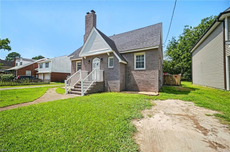 Photo 4 of 48 residential for sale in Chesapeake virginia Photo 4 of 48 residential for sale in Chesapeake virginia