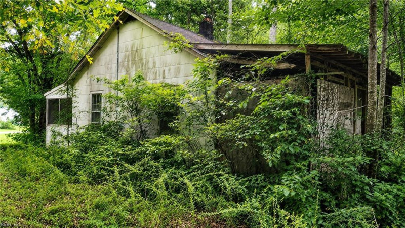 Photo 5 of 6 residential for sale in James City County virginia Photo 5 of 6 residential for sale in James City County virginia