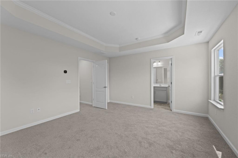 Photo 11 of 19 residential for sale in Hampton virginia