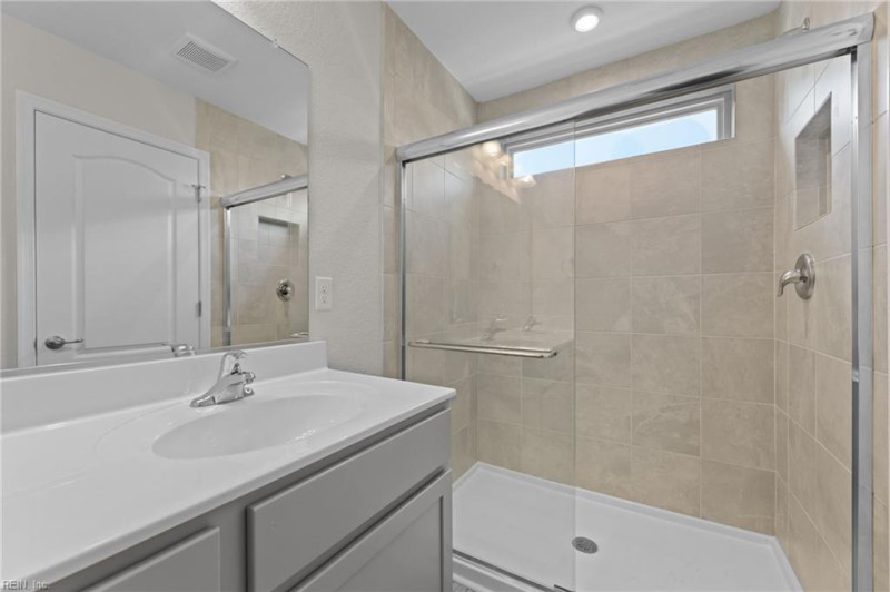 Photo 13 of 19 residential for sale in Hampton virginia