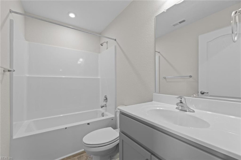 Photo 18 of 19 residential for sale in Hampton virginia