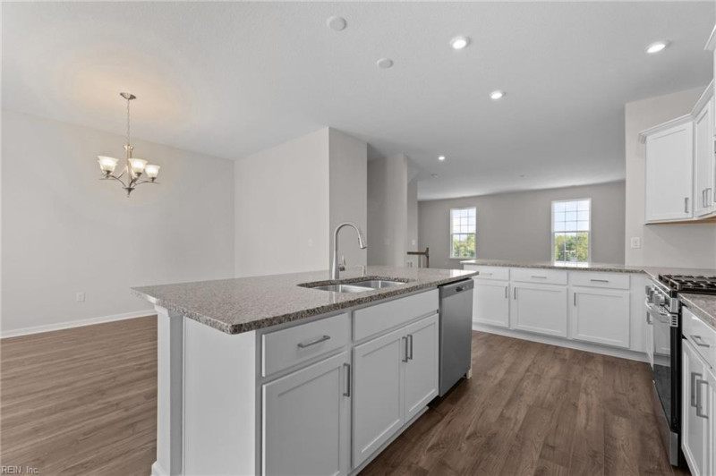 Photo 3 of 19 residential for sale in Hampton virginia