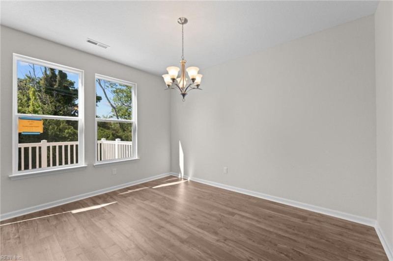 Photo 6 of 19 residential for sale in Hampton virginia
