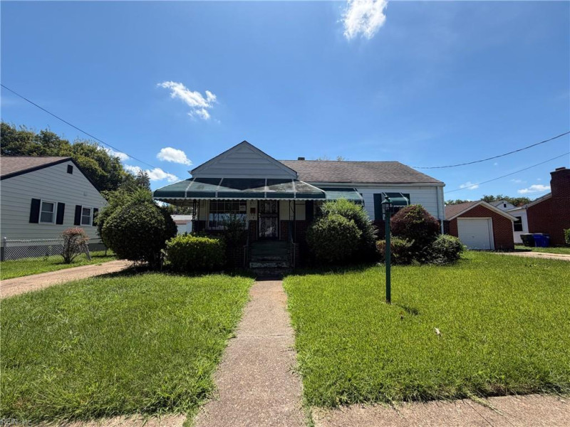 Photo 1 of 17 residential for sale in Norfolk virginia