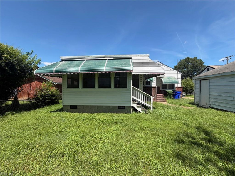 Photo 16 of 17 residential for sale in Norfolk virginia